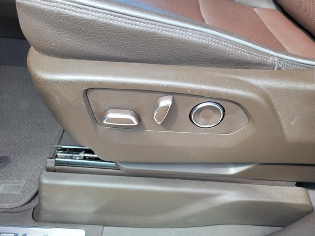 Photo of 2025 White Frost Tricoat GMC Sierra 1500
