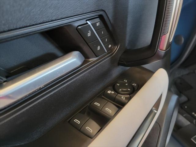 Photo of 2024 BLUE GMC HUMMER EV SUV