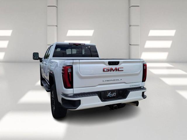Photo of 2025 WHITE GMC Sierra 2500