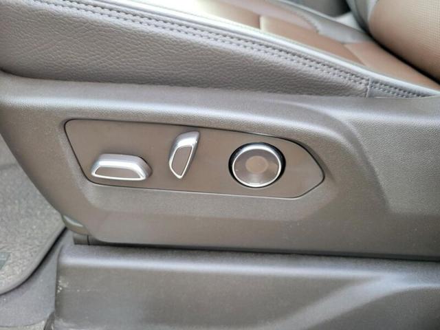 Photo of 2025 WHITE GMC Sierra 2500