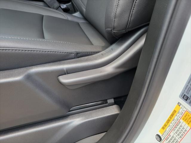 Photo of 2025 Summit White GMC Sierra 3500