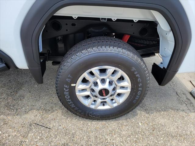 Photo of 2025 Summit White GMC Sierra 3500
