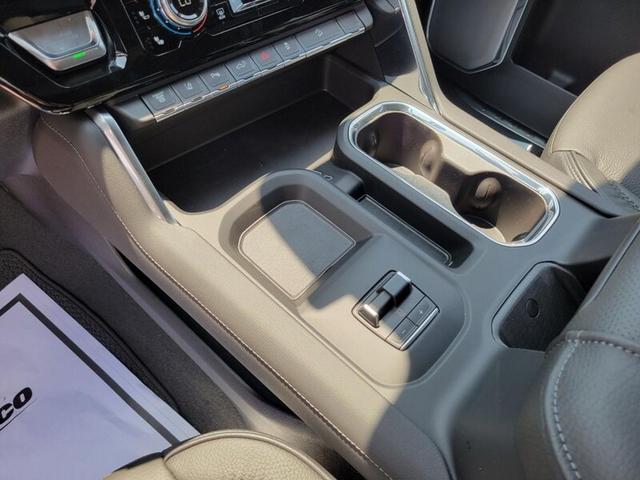Photo of 2025 WHITE GMC Sierra 2500