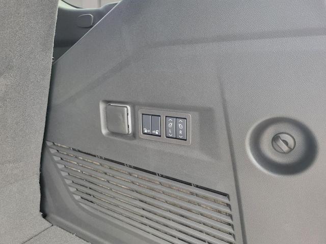 Photo of 2025 Onyx Black GMC Yukon