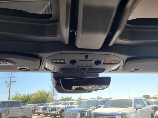 Photo of 2025 Interstellar White GMC HUMMER EV SUV
