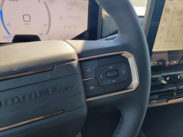 Photo of 2025 Interstellar White GMC HUMMER EV SUV
