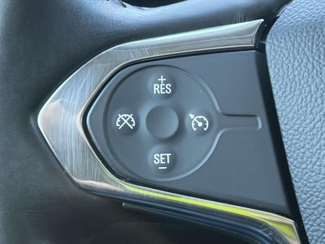 Photo of 2022 Summit White Chevrolet Equinox