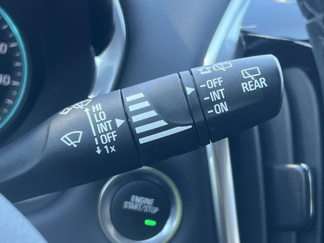 Photo of 2022 Summit White Chevrolet Equinox