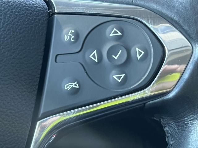 Photo of 2022 Summit White Chevrolet Equinox