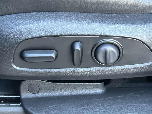 Photo of 2022 Summit White Chevrolet Equinox