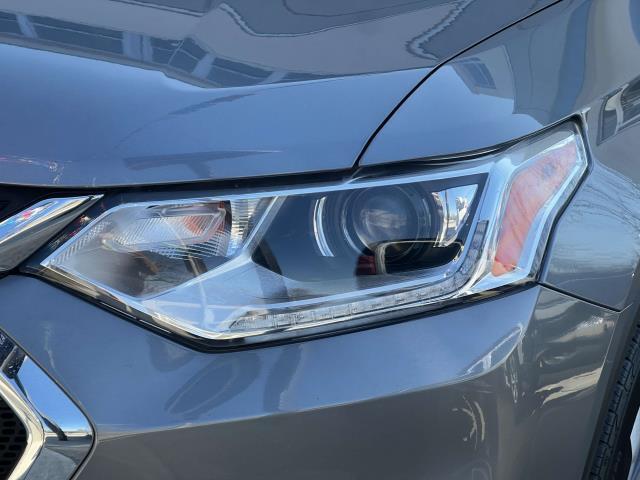 Photo of 2022 Summit White Chevrolet Equinox