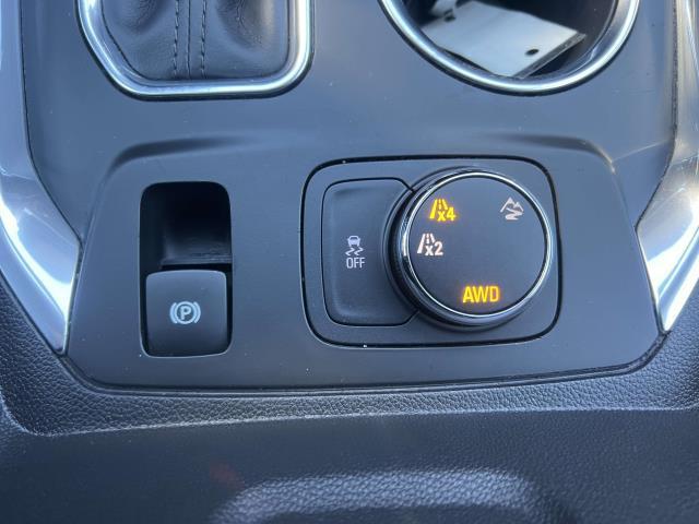 Photo of 2022 Summit White Chevrolet Equinox