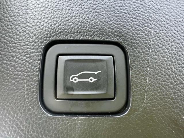 Photo of 2022 Summit White Chevrolet Equinox