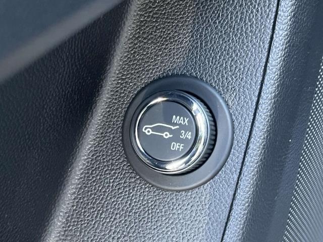 Photo of 2022 Summit White Chevrolet Equinox