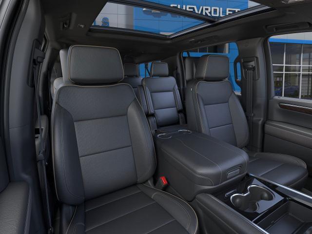 Photo of 2025 Black Chevrolet Suburban
