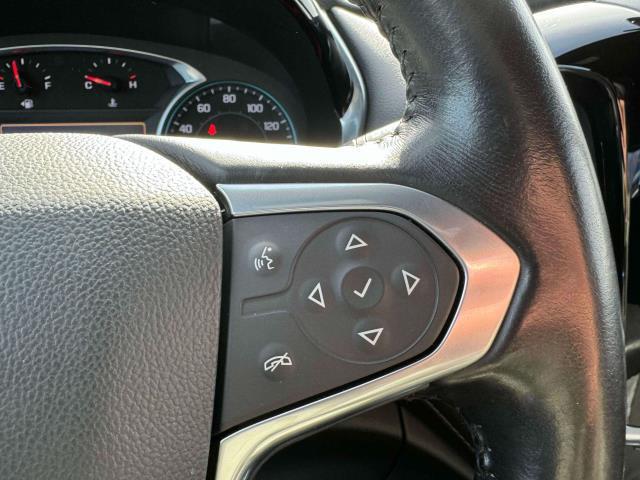 Photo of 2022 Northsky Blue Metallic Chevrolet Traverse