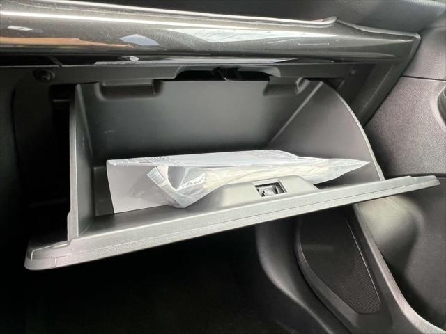 Photo of 2022 Blue Glow Metallic Chevrolet Trailblazer