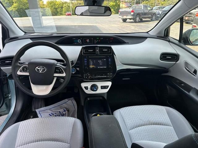 Photo of 2017 Seaglass Toyota Prius