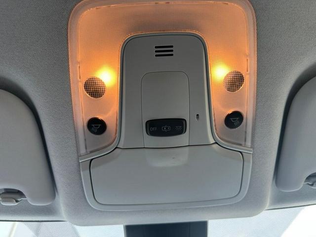Photo of 2017 Seaglass Toyota Prius