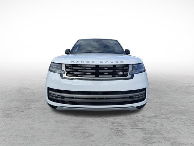 Photo of 2025 Fuji White Land Rover Range Rover
