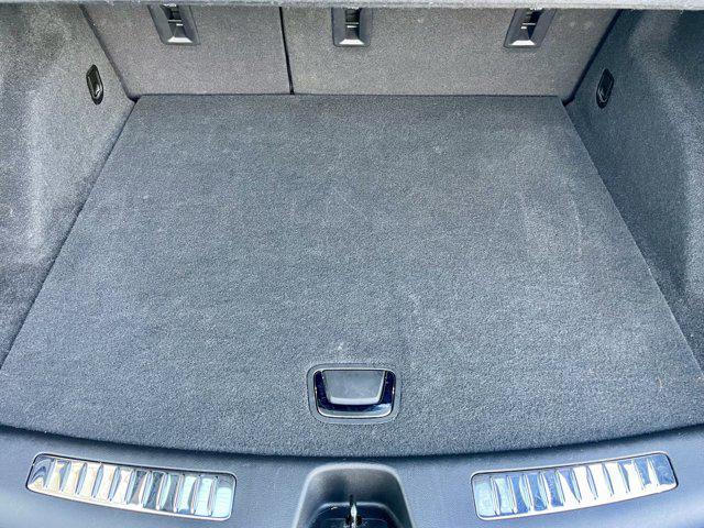 Photo of 2020 Stellar Black Metallic Cadillac XT4