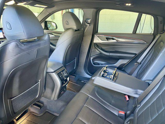 Photo of 2024 Brooklyn Grey Metallic BMW X4 M