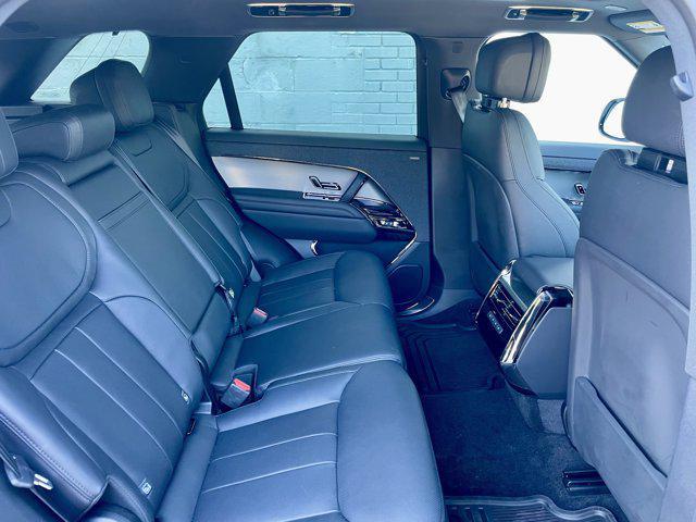 Photo of 2025 Santorini Black Land Rover Range Rover Sport