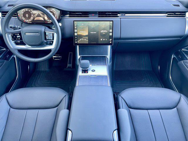 Photo of 2025 Carpathian Grey Premium Metallic Land Rover Range Rover