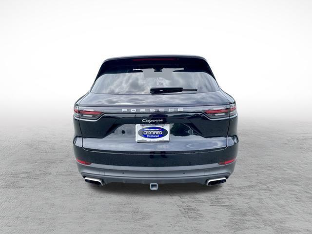 Photo of 2023 Black Porsche Cayenne