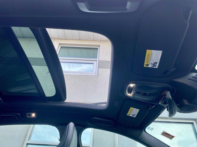 Photo of 2021 Onyx Black Metallic Volvo S90