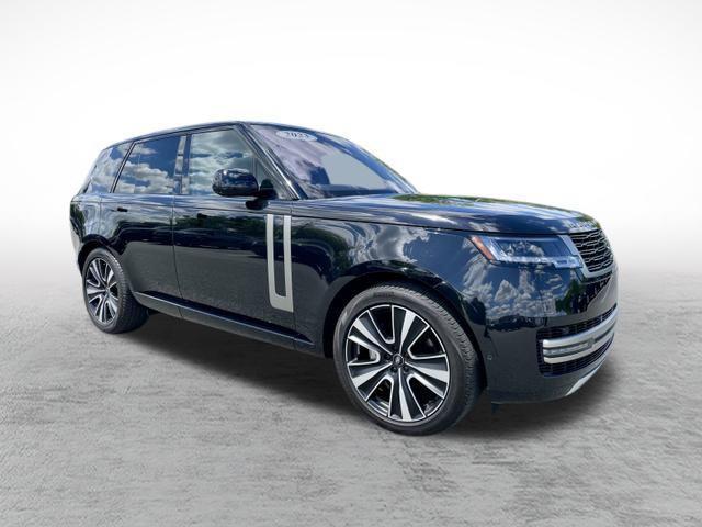 Photo of 2023 Santorini Black Metallic Land Rover Range Rover