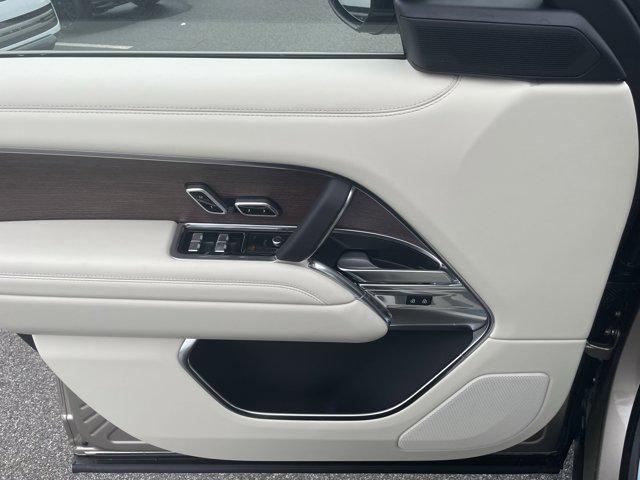 Photo of 2025 Batumi Gold Land Rover Range Rover