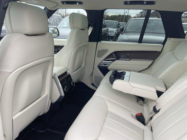 Photo of 2025 Batumi Gold Land Rover Range Rover