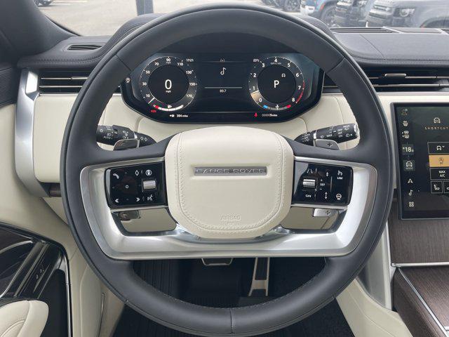 Photo of 2025 Batumi Gold Land Rover Range Rover
