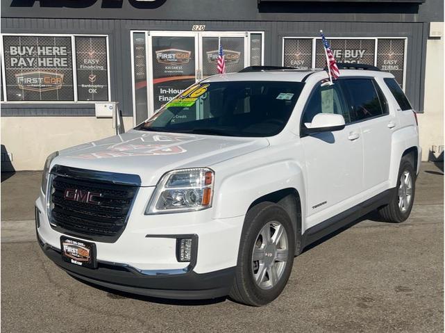 Photo of 2016 White GMC Terrain
