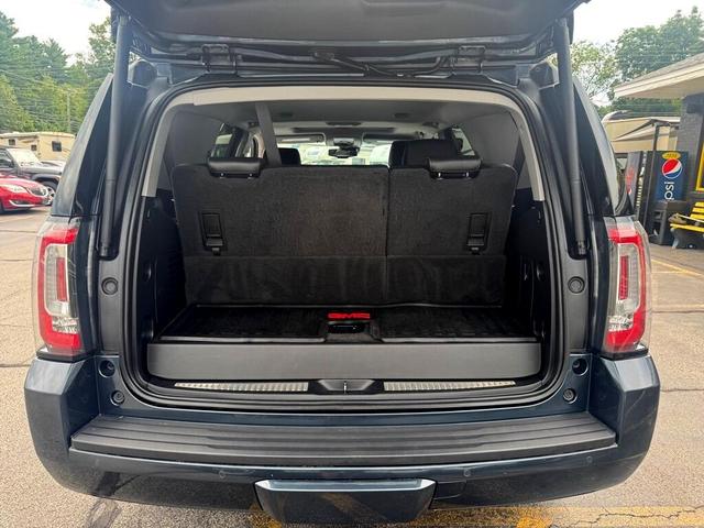 Photo of 2020 Blue GMC Yukon