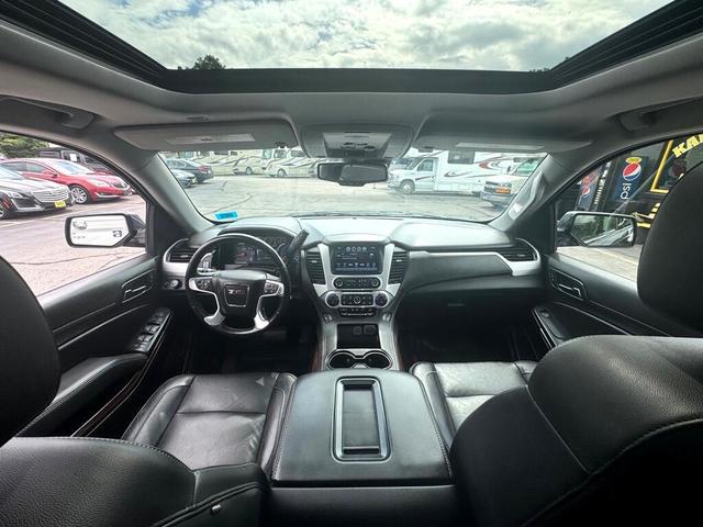 Photo of 2020 Blue GMC Yukon