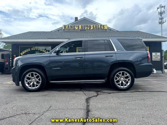 Photo of 2020 Blue GMC Yukon