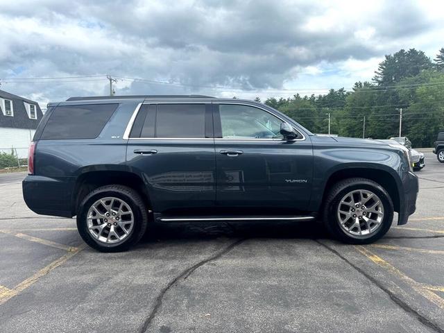 Photo of 2020 Blue GMC Yukon