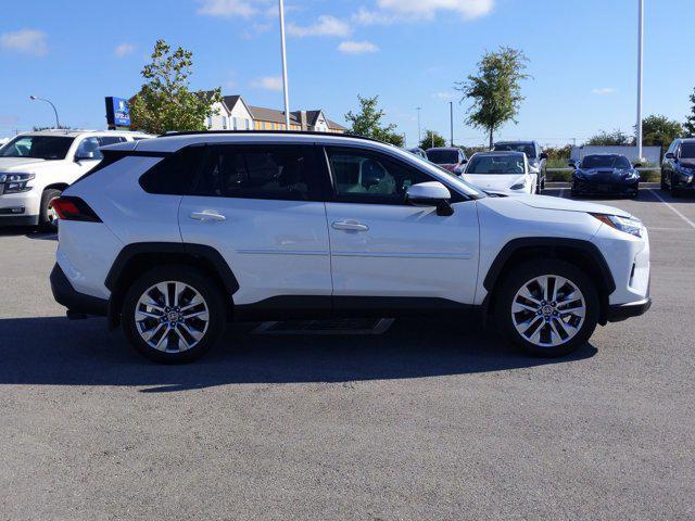 Photo of 2024 Wind Chill Pearl Toyota RAV4
