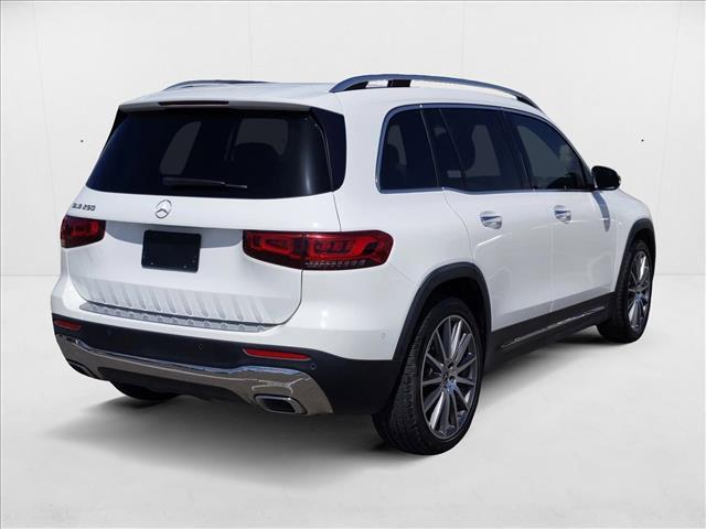 Photo of 2021 Polar White Mercedes-Benz GLB 250