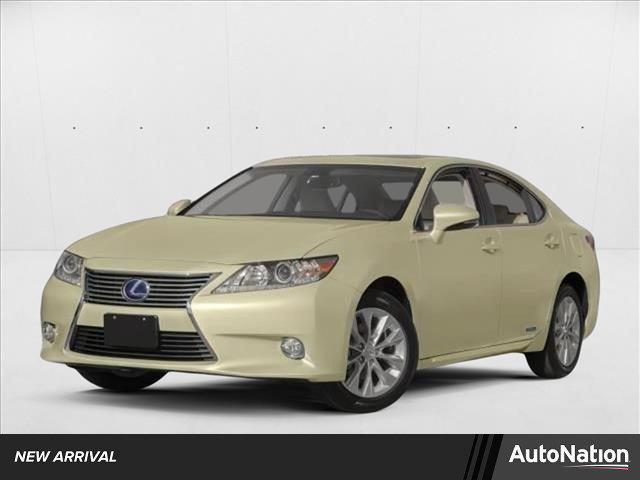 Photo of 2013 Satin Cashmere Metallic Lexus ES 300h