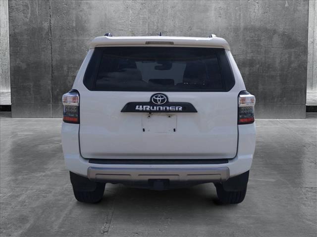 Photo of 2020 Super White Toyota 4Runner