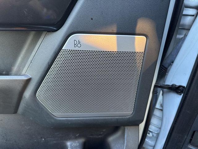 Photo of 2021 Space White Metallic Ford F-150