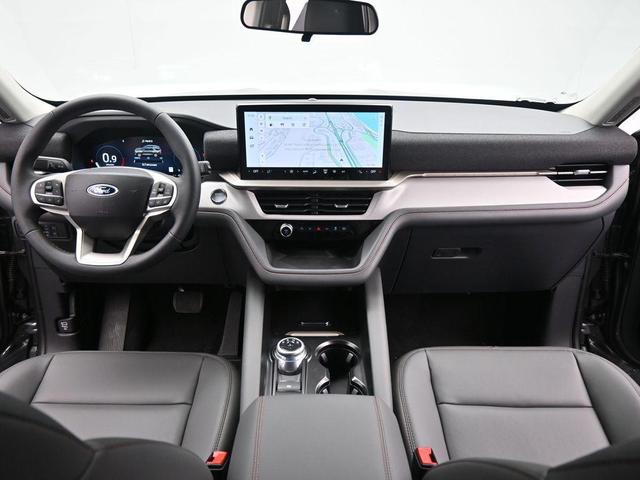 Photo of 2025 Gray Metallic Ford Explorer