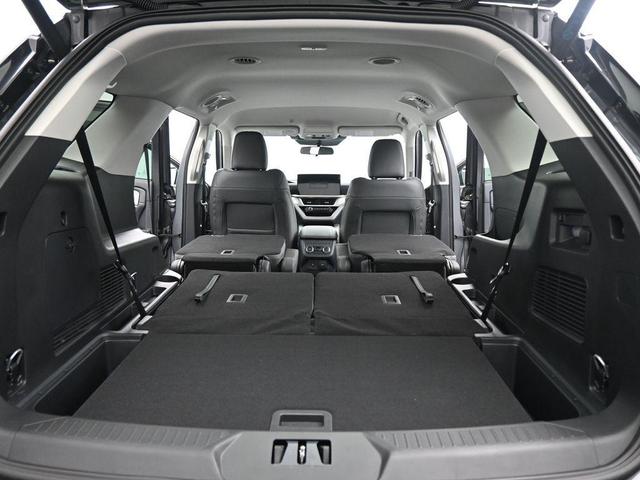 Photo of 2025 Gray Metallic Ford Explorer