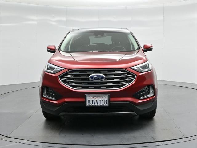 Photo of 2019 Ruby Red Metallic Tinted Clearcoat Ford Edge