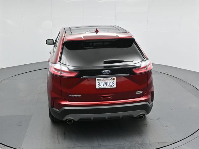 Photo of 2019 Ruby Red Metallic Tinted Clearcoat Ford Edge