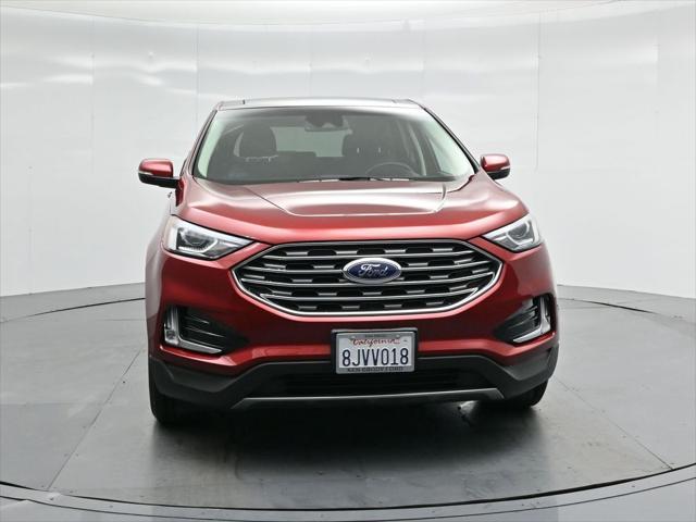 Photo of 2019 Ruby Red Metallic Tinted Clearcoat Ford Edge