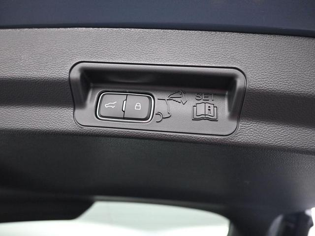 Photo of 2025 Vapor Blue Ford Explorer